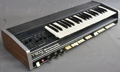 Moog-Minitmoog